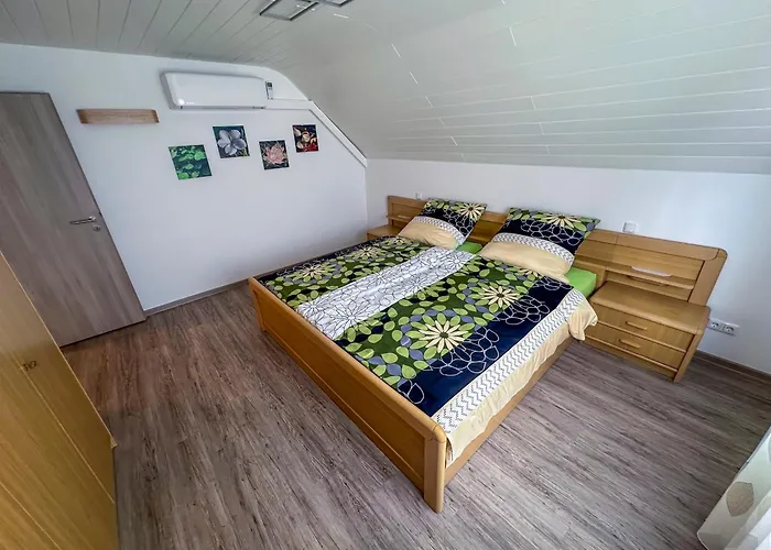 Ferienhaus Hammerstein Nyaraló